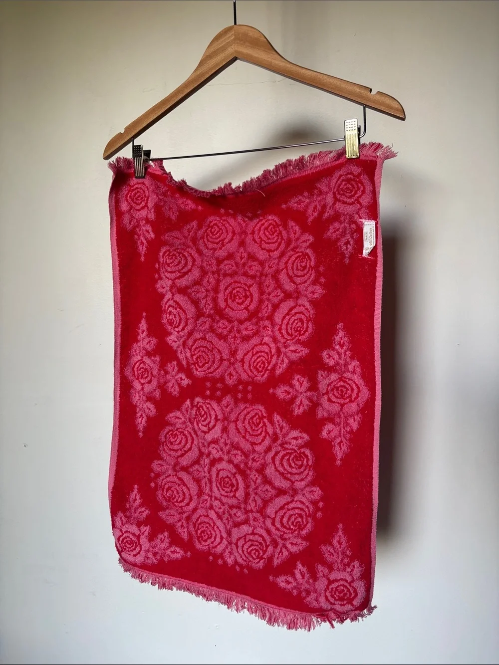 Vintage Hand Towel Pink and Red Rose Velvet Like Terry Cloth 27x18